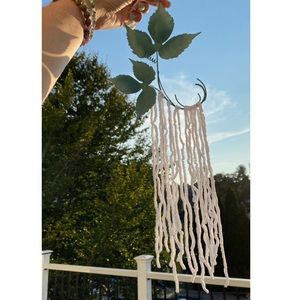Leaf fringe wall hanging
